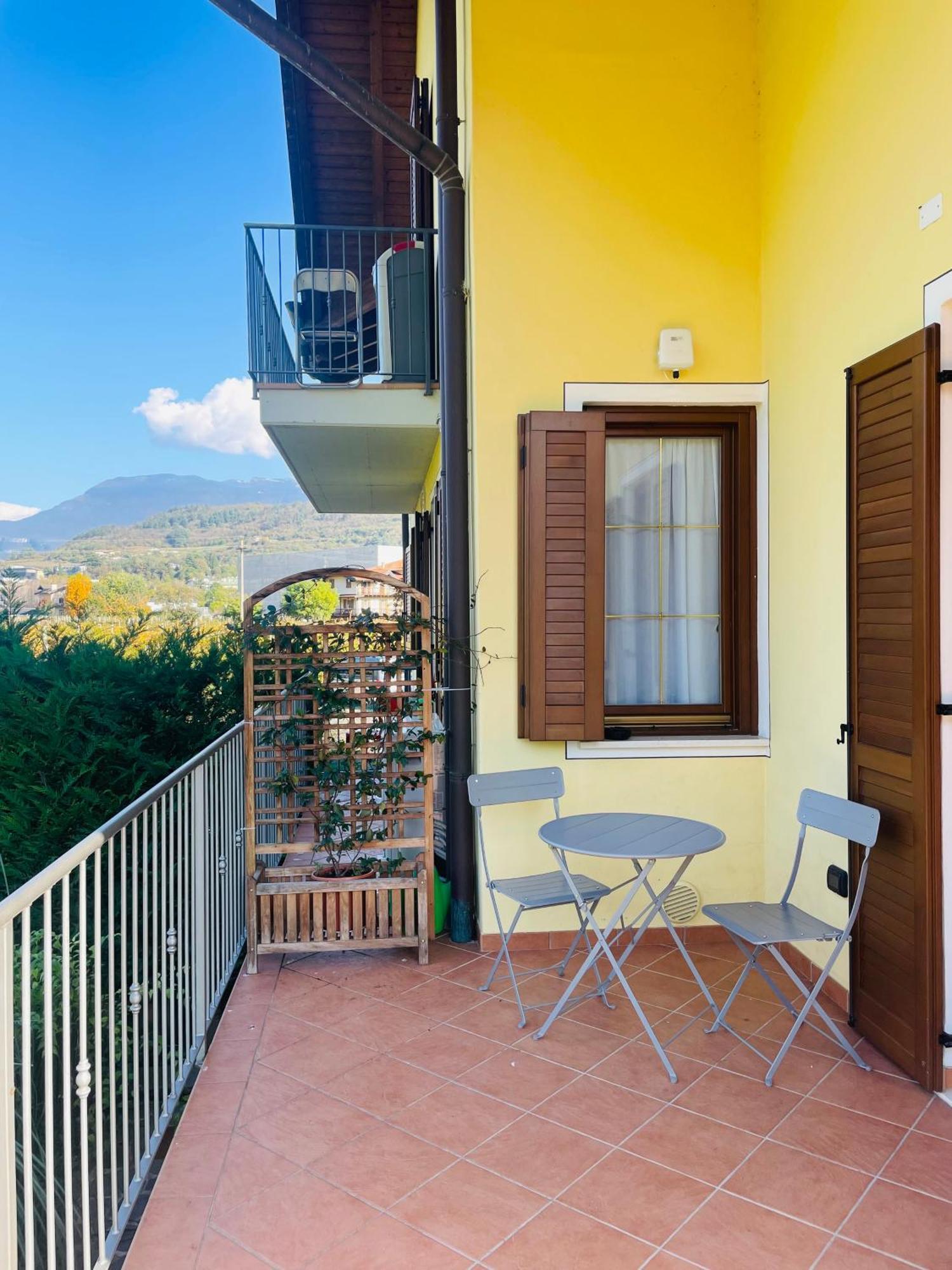 Countryhouse Verso Rovereto  Buitenkant foto