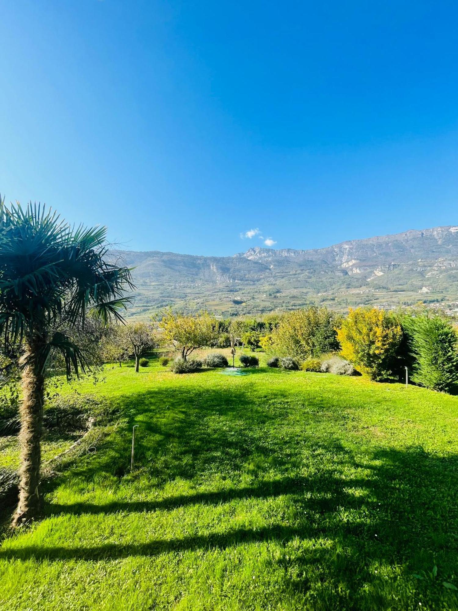 Countryhouse Verso Rovereto  Buitenkant foto