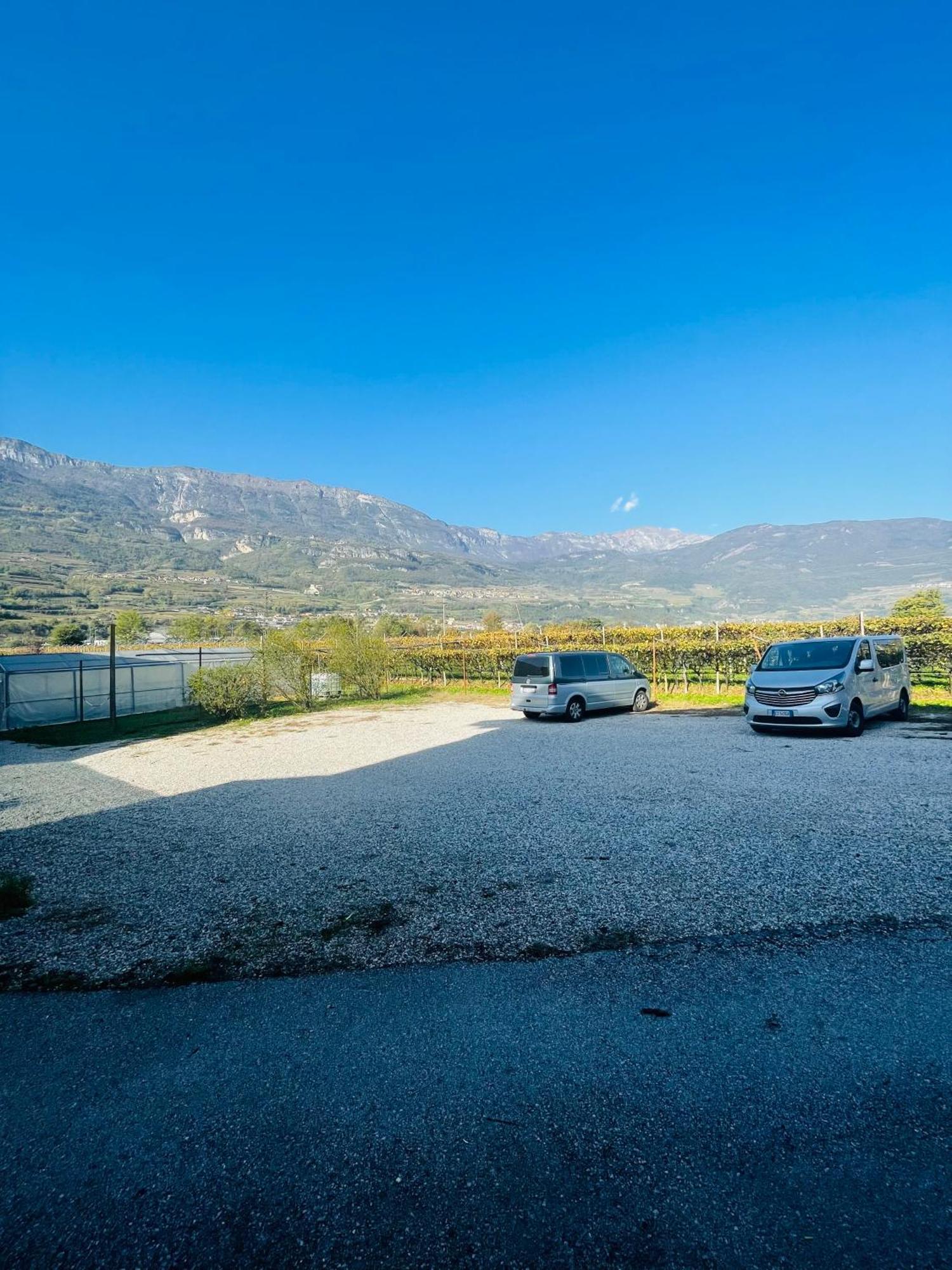 Countryhouse Verso Rovereto  Buitenkant foto